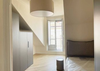 Camera da letto - Quadrilocale corso Duca degli Abruzzi, 4, Torino (zona Crocetta) - foto 24