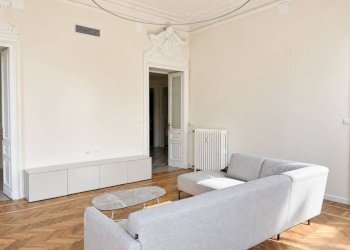 Salone - Quadrilocale corso Duca degli Abruzzi, 4, Torino (zona Crocetta) - foto 4