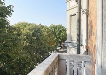 Balcone - Quadrilocale corso Duca degli Abruzzi, 4, Torino (zona Crocetta) - foto 28