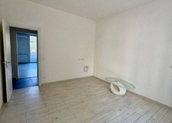Camera da letto - Appartamento via Massimo Gorki, Bologna (zona Corticella) - foto 12