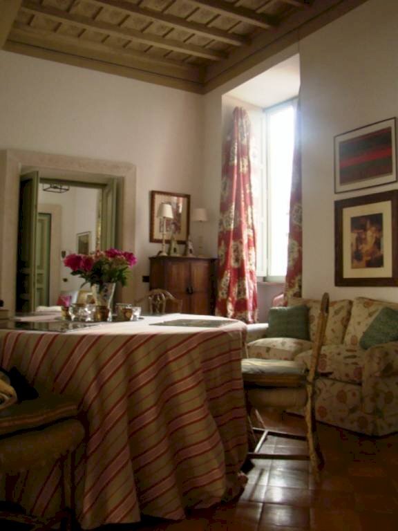 Disimpegno - Two-room apartment via dei Vecchiarelli, Roma (neighborhood Centro Storico) - photo 3