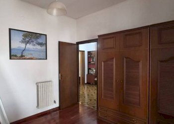 Camera da letto - Appartamento via Renato Dario Lupo, Taranto - foto 18