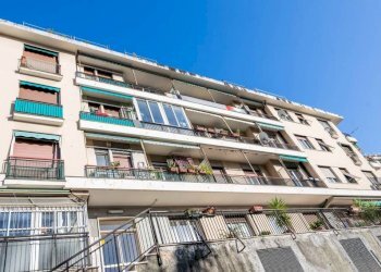 Facciata - Trilocale via Bologna, 3, Genova (zona San Teodoro) - foto 45