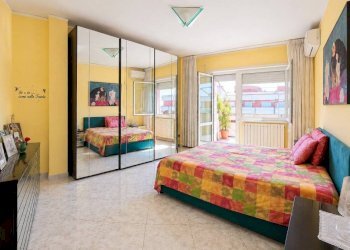 Camera da letto - Attico via delle Azzorre, Roma (zona Lido di Ostia) - foto 15