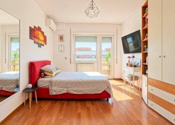 Camera da letto - Attico via delle Azzorre, Roma (zona Lido di Ostia) - foto 20