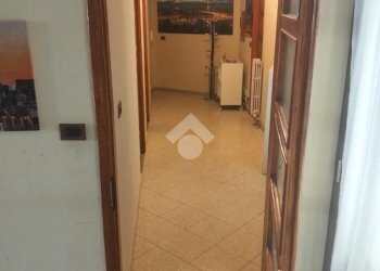 Appartamento Via Pollenzo, Torino (zona San Paolo) - foto 3