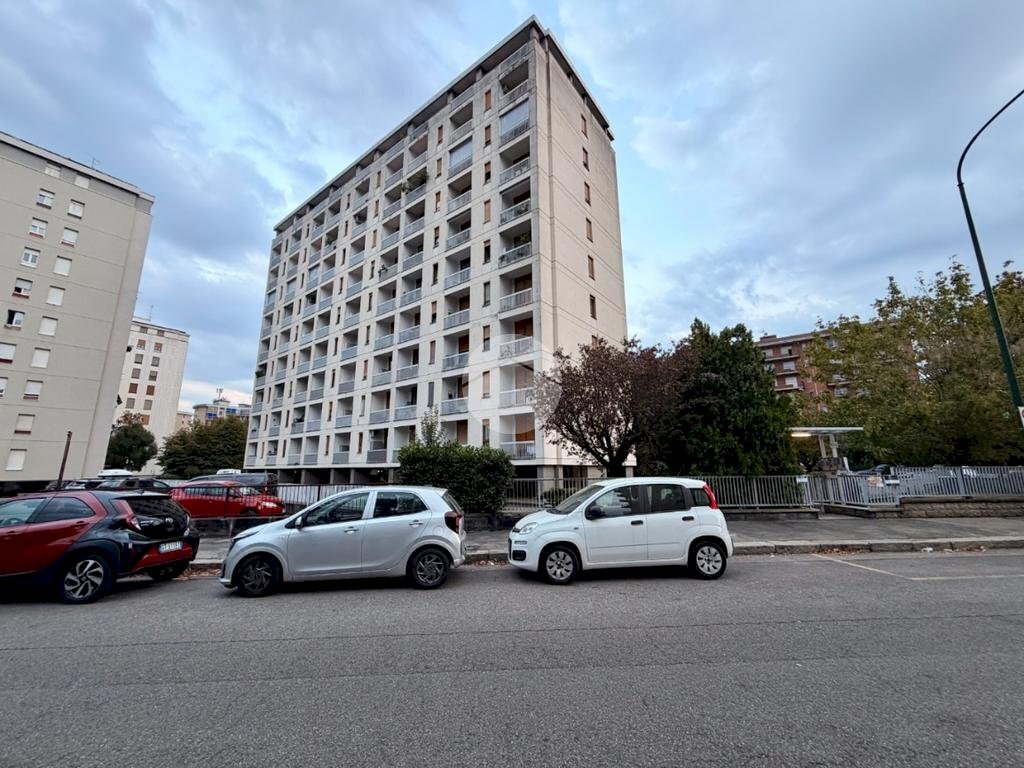 Appartamento Via Giovanni Segantini, Torino (zona Lucento) - foto 1