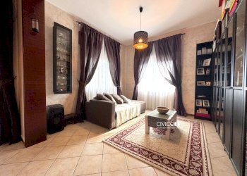 Soggiorno - Appartamento Via Stradone 82, Torri di Quartesolo - foto 8