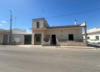 esterno1 - Villa Via Madonna dei Greci 106, Veglie - foto 12