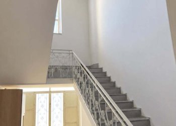 scala piano superiore - Villa Via Madonna dei Greci 106, Veglie - foto 20