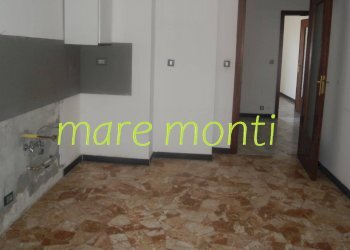 Quadrilocale Savona (zona La Rusca) - foto 12