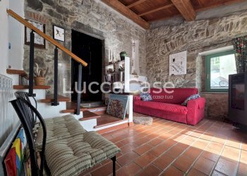 Portion of a house Fosdinovo - photo 4