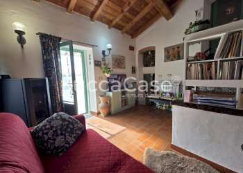 Portion of a house Fosdinovo - photo 7