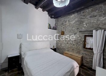 Portion of a house Fosdinovo - photo 13