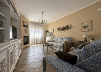 Casa semi indipendente Via santa marta, Bollengo - foto 1