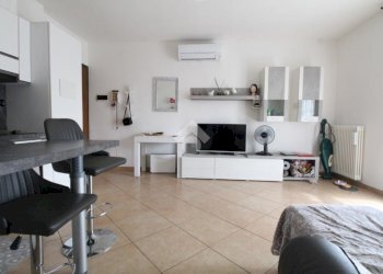 Appartamento Via A. Caponnetto, Casalgrande - foto 8
