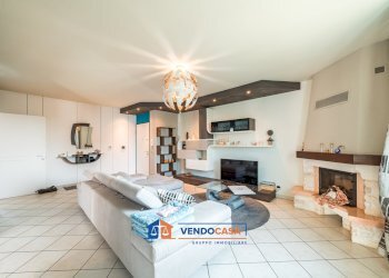 Four-room apartment Cavallermaggiore - photo 3