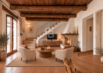 Foto 1 - Villa Piazza Giardini Raffaello Sanzio
 
17, Tavoleto - foto 1