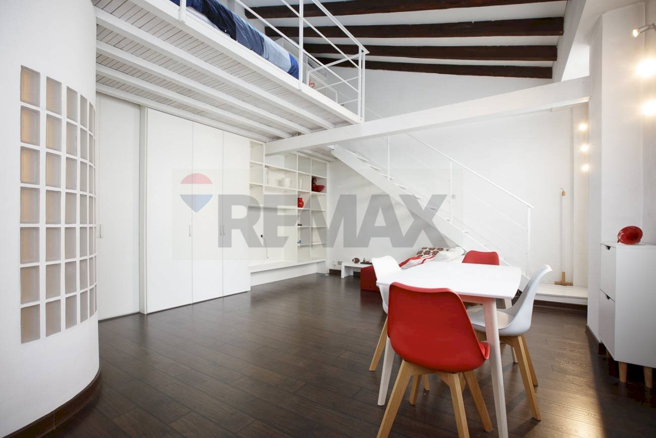 Sala da pranzo - Bilocale via Tadino
 
50, Milano - foto 1