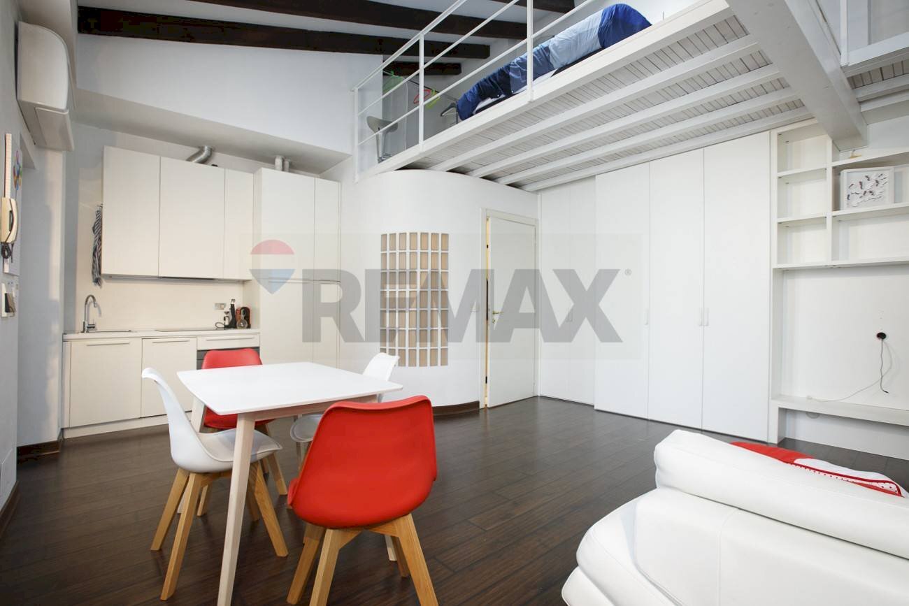 Sala da pranzo - Bilocale via Tadino
50, Milano - foto 2