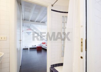 Bagno - Bilocale via Tadino
 
50, Milano - foto 8