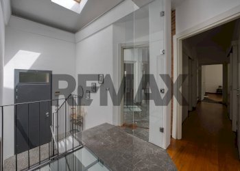 Hall / corridoio - Villa Via 20 settembre
 
18, Cirimido - foto 6