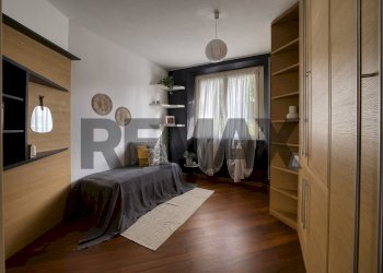 Camera / camera da letto - Villa Via 20 settembre
 
18, Cirimido - foto 18