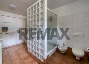 Bagno - Villa Via 20 settembre
 
18, Cirimido - foto 35