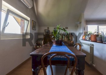 Sala da pranzo - Villa Via Carlo Maria Piazza
 
1, Viggiù - foto 6
