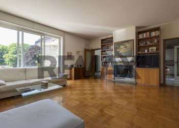 Soggiorno - Villa Via Carlo Maria Piazza
 
1, Viggiù - foto 26