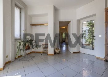 Stanza vuota - Villa Via Carlo Maria Piazza
 
1, Viggiù - foto 28