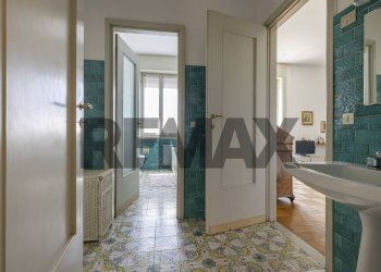 Hall / corridoio - Villa Via Carlo Maria Piazza
 
1, Viggiù - foto 31