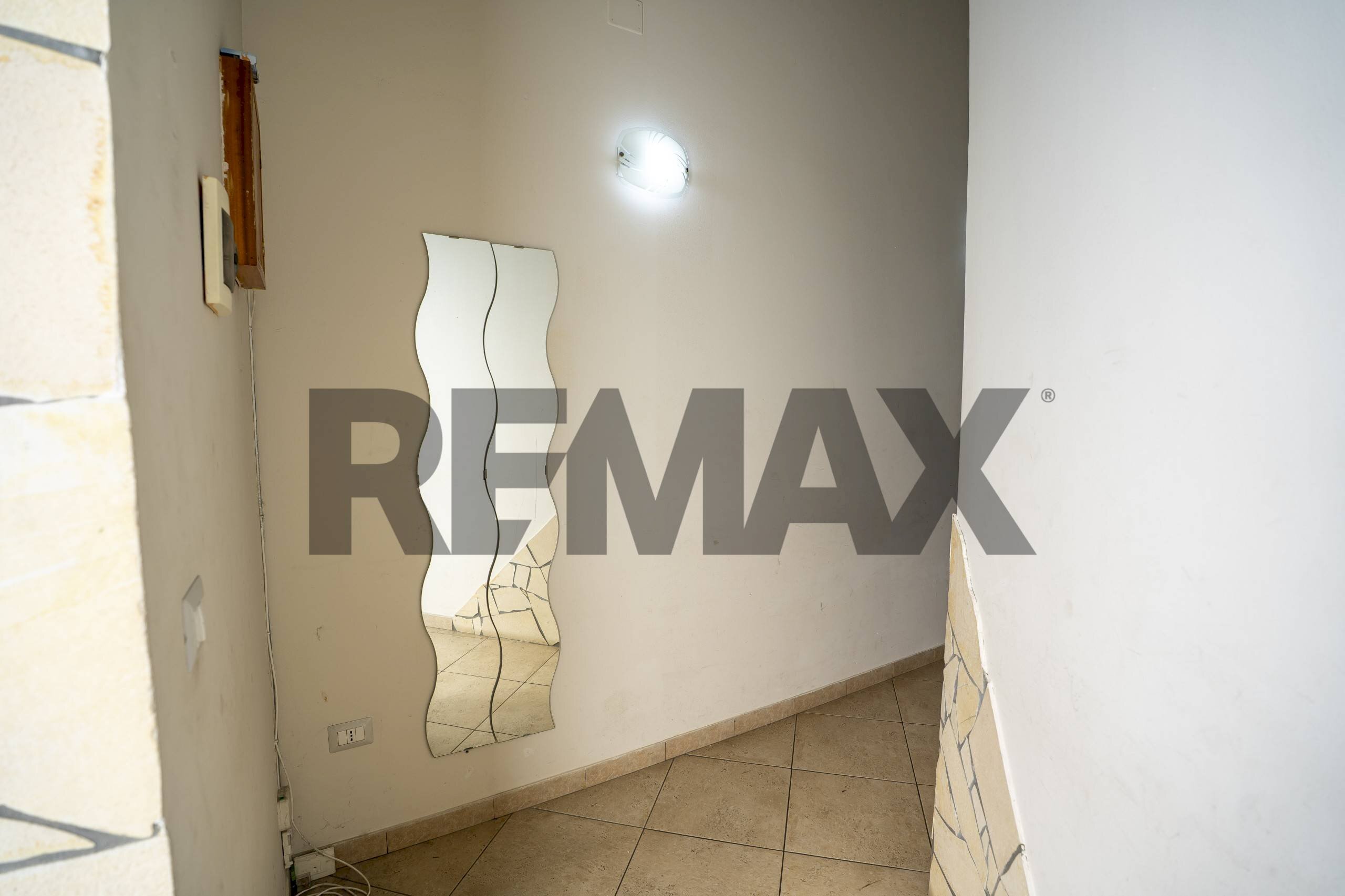 Stanza vuota - Casa semi indipendente Via Girolamo Gravina
 
129, Catania - foto 2
