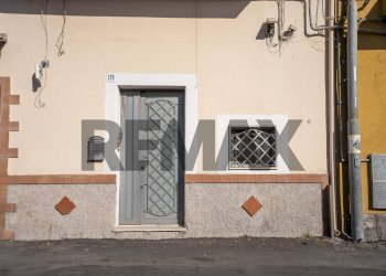 Edificio all\'aperto - Casa semi indipendente Via Girolamo Gravina
129, Catania - foto 1