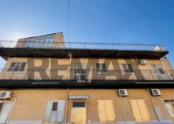 Edificio all\'aperto - Casa semi indipendente Via Alessandro Manzoni
 
3, Pachino - foto 1