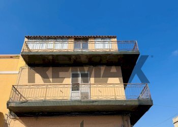 Edificio all\'aperto - Casa semi indipendente Via Alessandro Manzoni
 
3, Pachino - foto 2