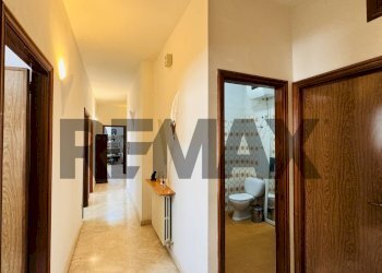 Hall / corridoio - Casa semi indipendente Via Alessandro Manzoni
 
3, Pachino - foto 28