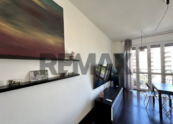 Sala da pranzo - Bilocale via balestrieri
 
8, Milano - foto 6