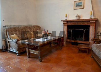 Soggiorno - Casa indipendente Sangrina
 
127, Ateleta - foto 28