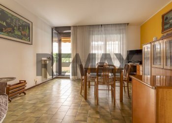 Sala da pranzo - Trilocale Piazza Frera
 
1, Tradate - foto 6
