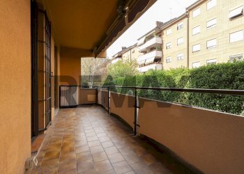Balcone - Trilocale Piazza Frera
 
1, Tradate - foto 20