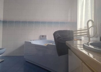 Foto 40 - Villa Localita' Champapon
 
13, Saint-Christophe - photo 40