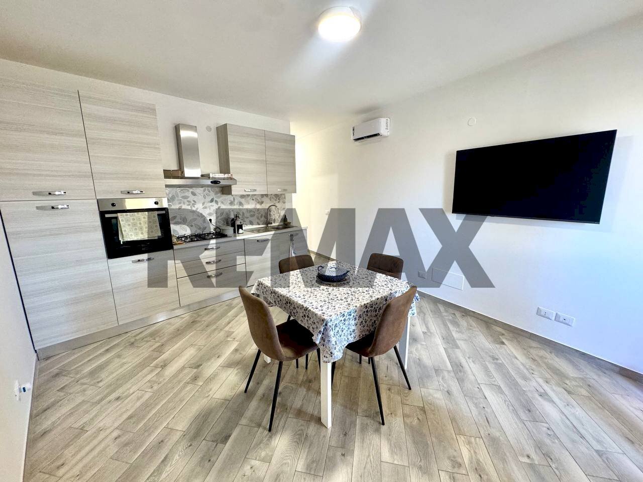 Sala da pranzo - Bilocale Via Giuseppe Verdi
 
30, Terrasini - foto 1