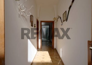 Hall / corridoio - Casa semi indipendente Via Angelo Lanzillotti
 
15 A/B, San Vito dei Normanni - foto 4