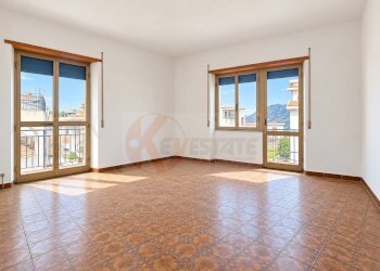 Foto 1 - Apartment via Giuseppe Mazzini
 
21, Oliena - photo 1