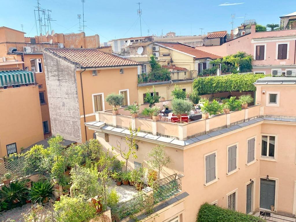 Vista - Appartamento via del Boschetto, 8, Roma (zona Centro Storico) - foto 3