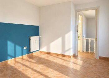 Camera da letto - Two-room apartment via del Boschetto, 8, Roma (neighborhood Centro Storico) - photo 11