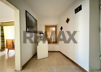 Hall / corridoio - Appartamento Via San Giovanni
 
5, Pellizzano - foto 9