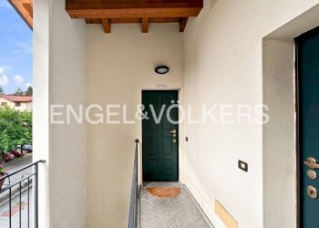 Ingresso - Attico via Pian di Sole, 11, Varese (zona Bobbiate) - foto 4