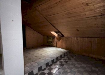 Interno palazzo - Two-room apartment via Passo Buole, Torino (neighborhood Lingotto) - photo 6